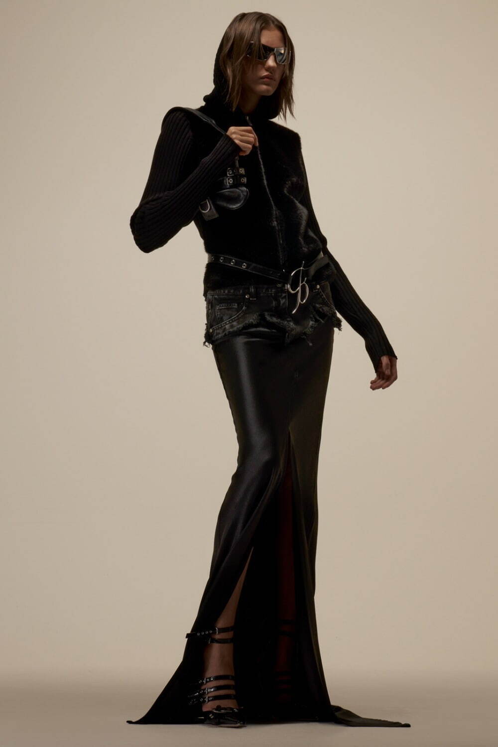 ブルマリン 2023年プレフォール｜ デニムパンツ