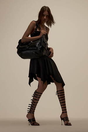 ブルマリン(Blumarine) 2023年プレフォールウィメンズコレクション  - 写真27