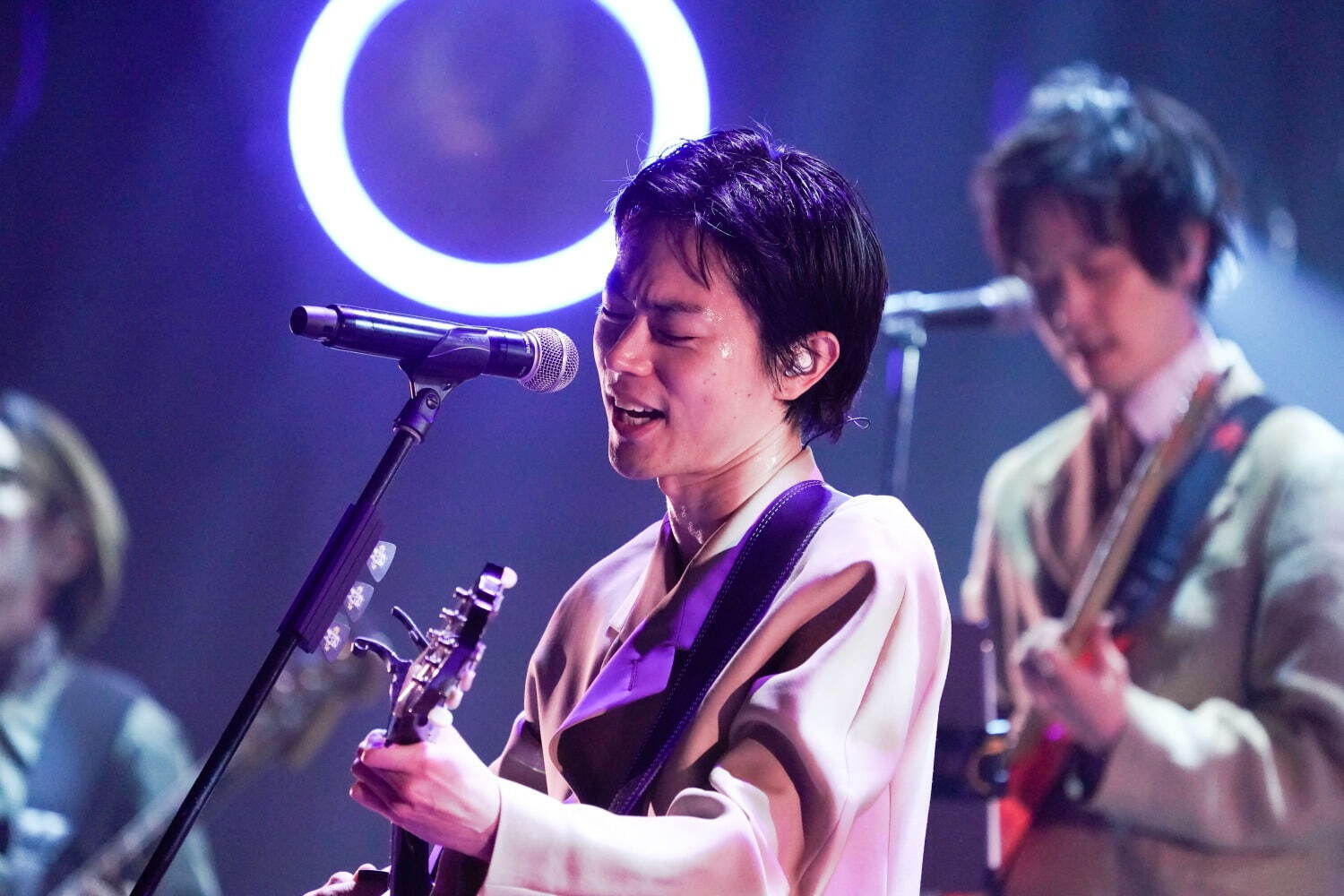 菅田将暉, 岡山天音 美しい生き物｜写真5