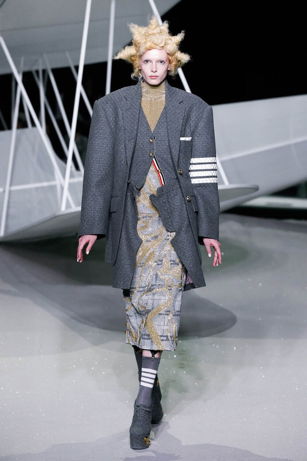 トム ブラウン(THOM BROWNE) 2023-24年秋冬ウィメンズコレクション  - 写真2