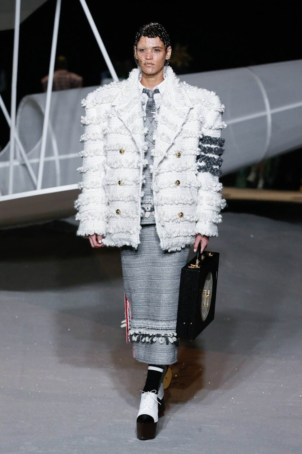 トム ブラウン(THOM BROWNE) 2023-24年秋冬ウィメンズコレクション  - 写真16