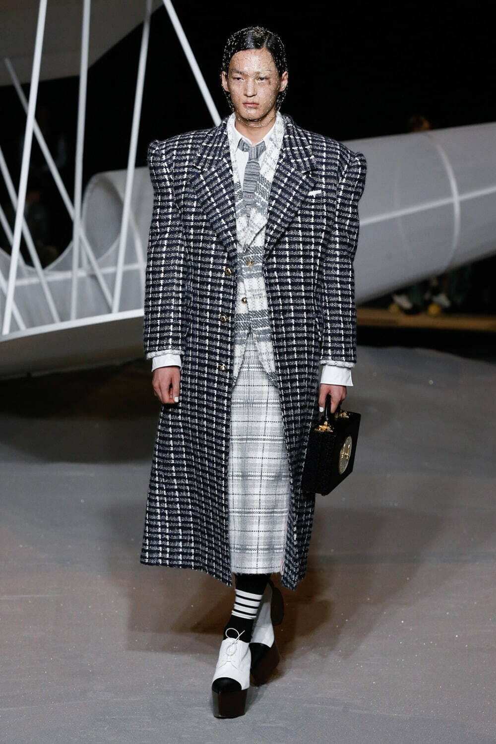 トム ブラウン(THOM BROWNE) 2023-24年秋冬ウィメンズコレクション  - 写真17