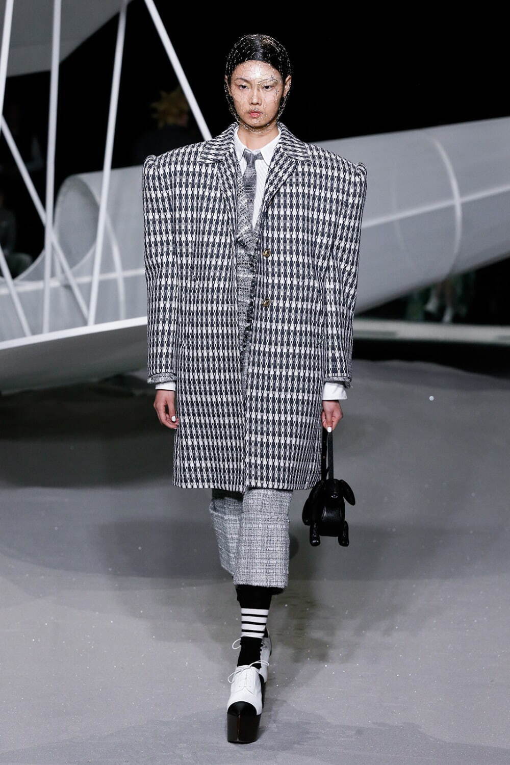 トム ブラウン(THOM BROWNE) 2023-24年秋冬ウィメンズコレクション  - 写真26