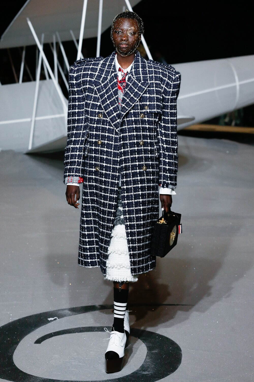 トム ブラウン(THOM BROWNE) 2023-24年秋冬ウィメンズコレクション  - 写真32