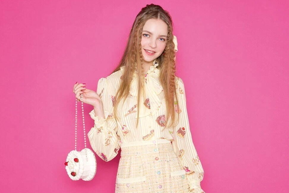 ミルク新作“スイーツ柄”ワンピース、“アイス＆プレッツェル”モチーフ付きカーディガンも