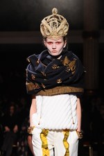 アンダーカバー 2014-15年秋冬コレクション - 装飾で物語るファンタジーな世界観｜写真2