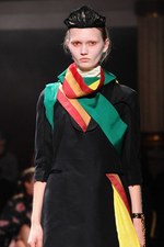 アンダーカバー 2014-15年秋冬コレクション - 装飾で物語るファンタジーな世界観｜写真32