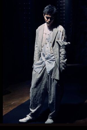 yohji yamamoto N-襟なし左身釦あきリネンジャケット(HD-J21-303)BEIGE発売 - 画像1枚目