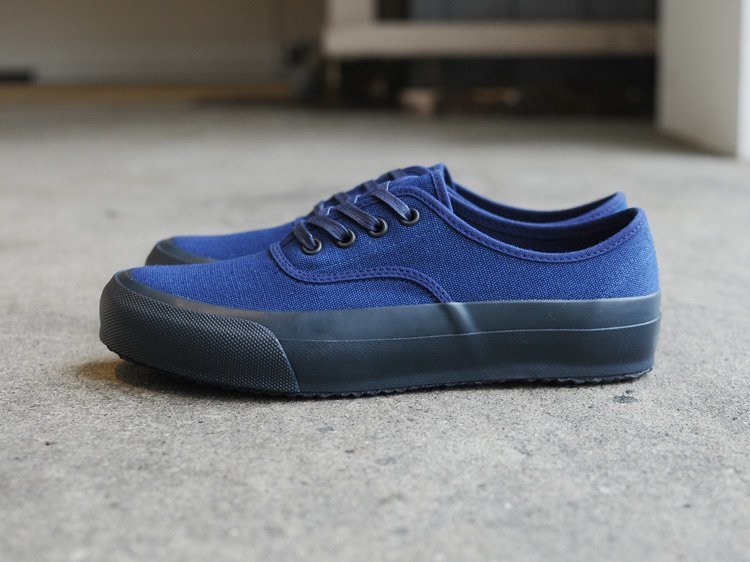 OXFORD - INDIGO / Indigo