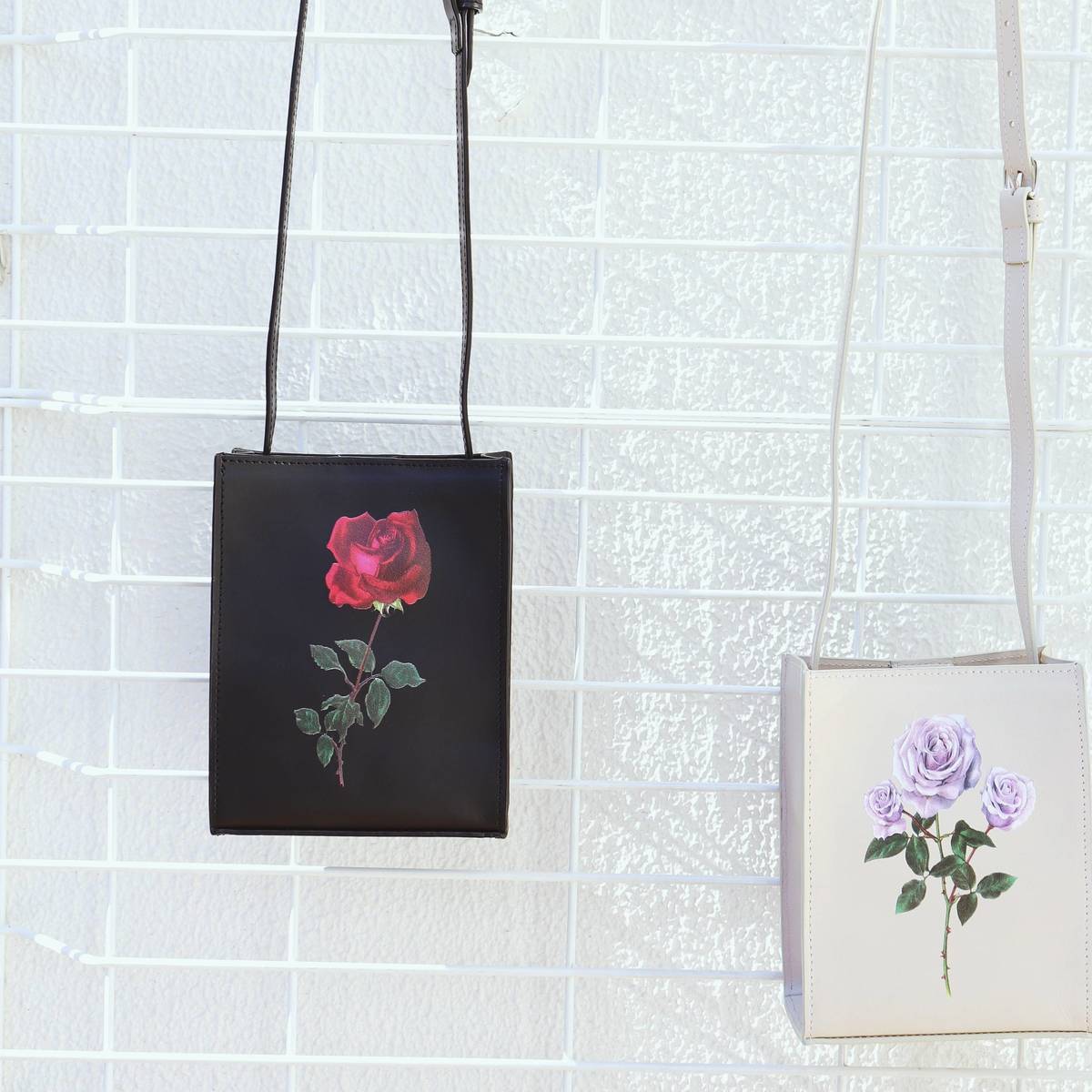 21SS ERNEST W. BAKER / EMB CROSS BODY BAG - コウズ リック クロの 