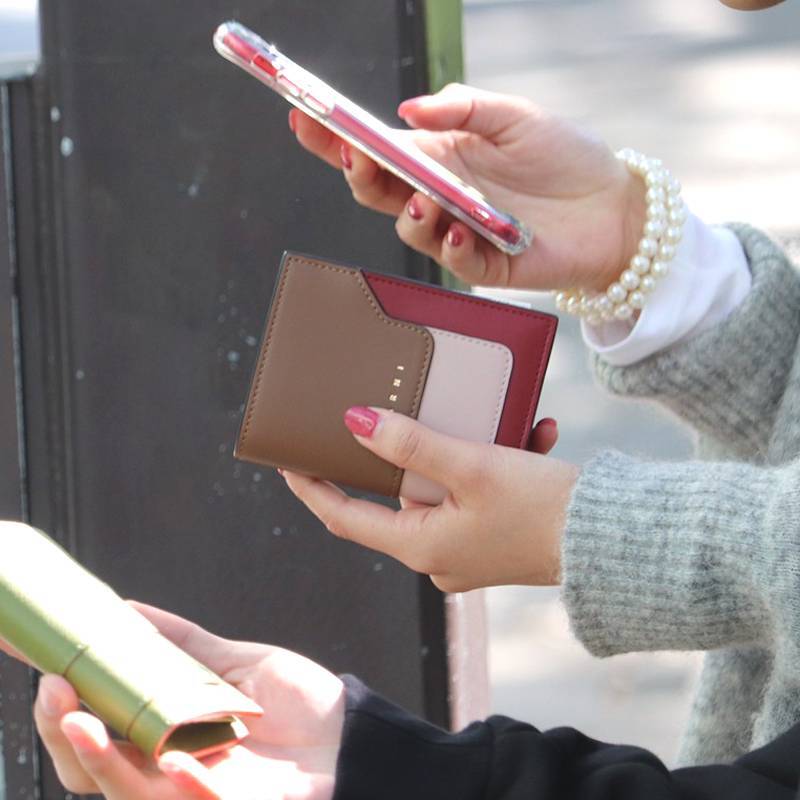 MARNI / SAFFIANO LEATHER BILLFOLD WALLET