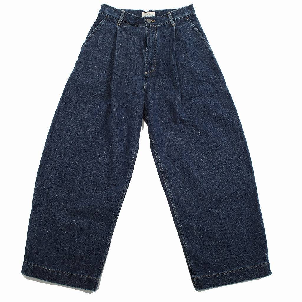 STUDIO NICHOLSON スタジオニコルソン デニムプリーツパンツ PUCH ENZYME WASHED DENIM PANTS インディゴ - 画像1枚目