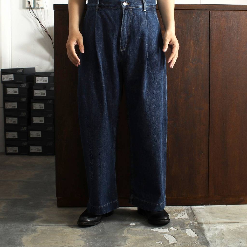 STUDIO NICHOLSON スタジオニコルソン デニムプリーツパンツ PUCH ENZYME WASHED DENIM PANTS インディゴ - 画像2枚目