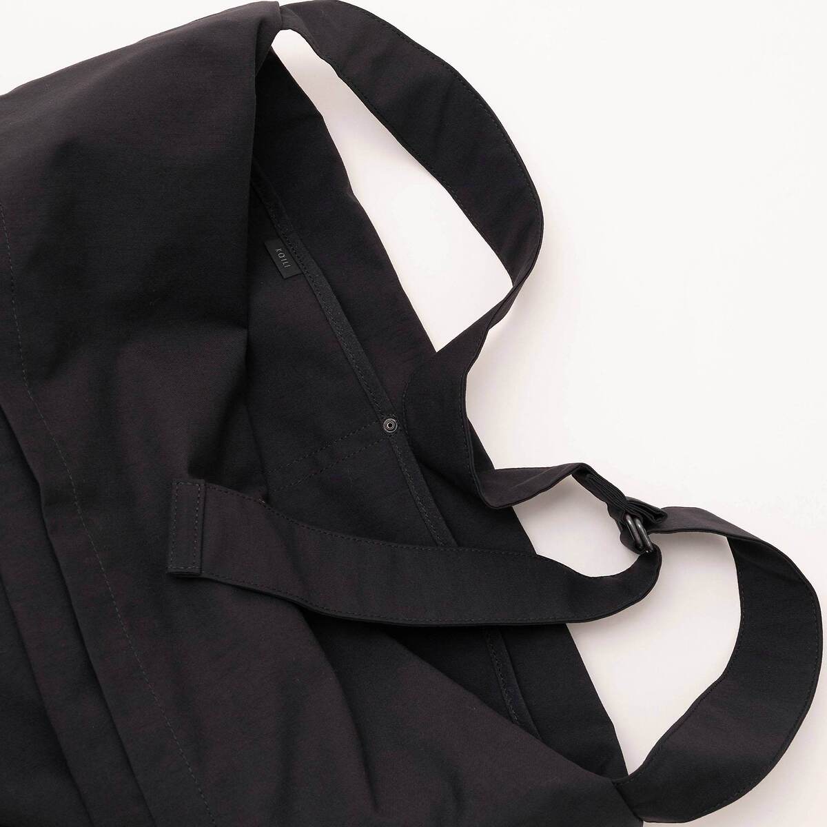 KaILI "TRANSFORM BAG L" ダブルフェイスナイロン ショルダーバッグ