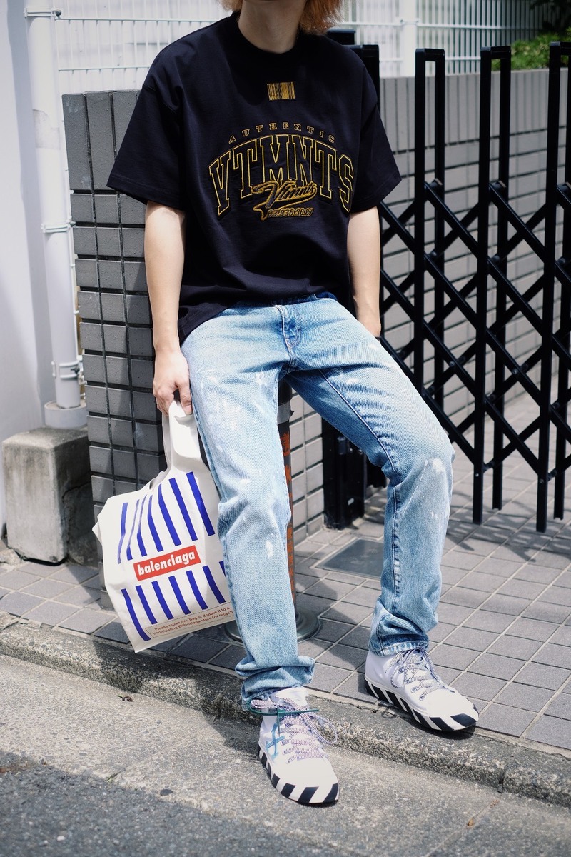 【VTMNTS】elephants