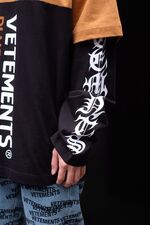 【VETEMENTS】elephants 2