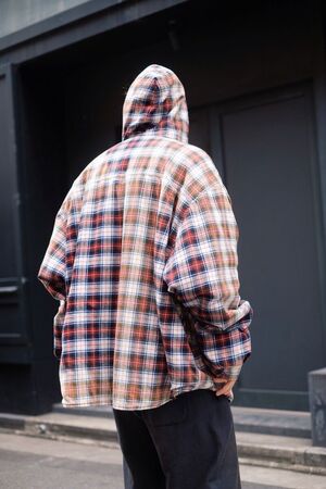 エレファンツ バレンシアガ(BALENCIAGA) 男性