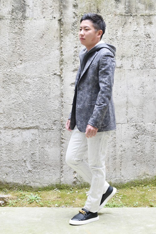 【BALENCIAGA】ジャケットスタイルのショップスナップ