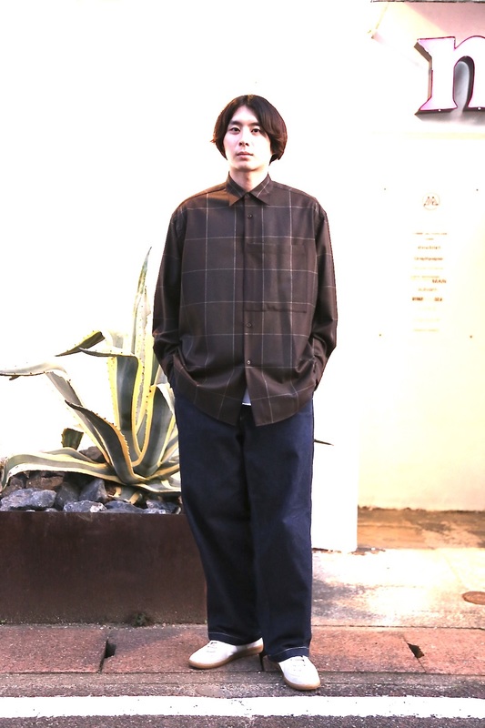 YOKE OVERSIZED BIG POCKET SHIRTSスタイル - マーク 山口のスナップ