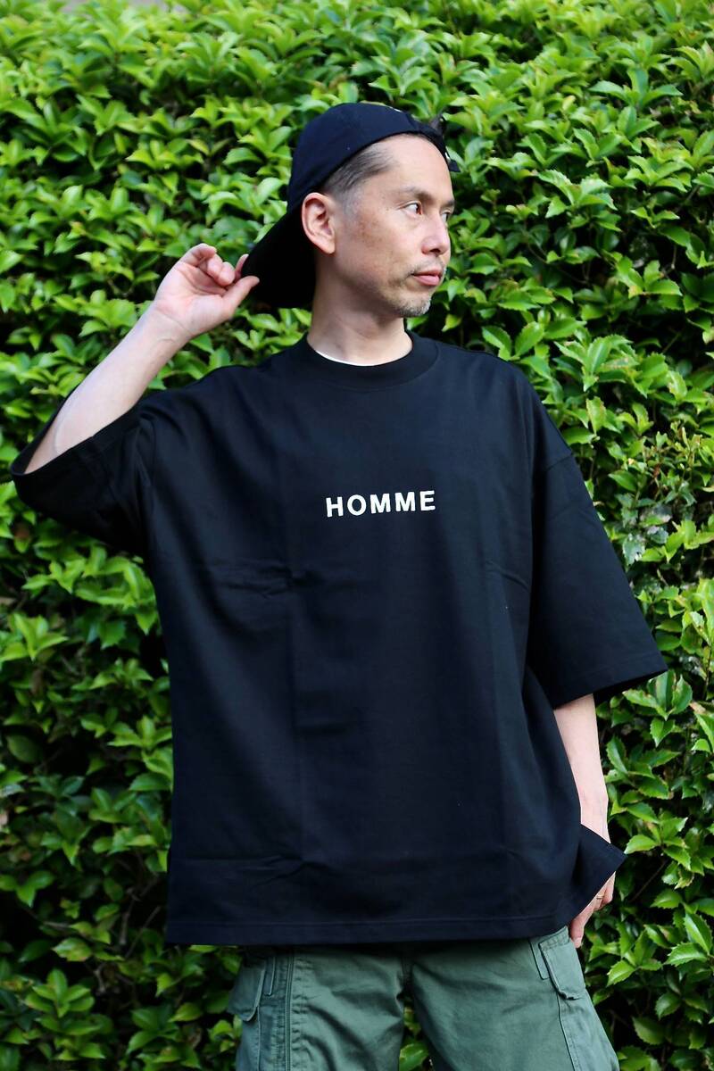 COMME des GARCONS HOMMEプリントオーバーサイズTシャツスタイル