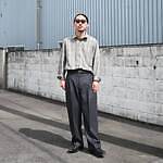 山内(ヤマウチ)ネップシルクウール、サイドシームレスパンツスタイル 3