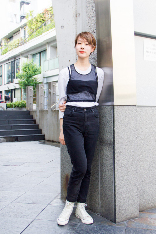 西村 碧さん - トップショップ(TOPSHOP)、コンバース(CONVERSE)｜原宿ストリートスナップ - 写真1
