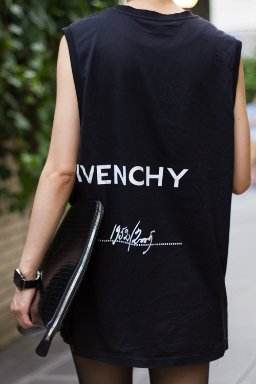 トモミさん - ジバンシィ(Givenchy)、ディオール オム(DIOR HOMME)｜原宿ストリートスナップ - 写真3