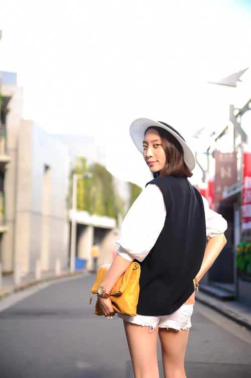 オ ハヌルさん - トリー バーチ(TORY BURCH)、マーク BY マーク ジェイコブス(MARC BY MARC JACOBS)｜青山・表参道ストリートスナップ - 写真3