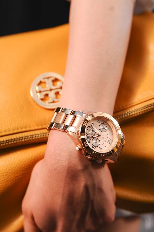 オ ハヌルさん - トリー バーチ(TORY BURCH)、マーク BY マーク ジェイコブス(MARC BY MARC JACOBS)｜青山・表参道ストリートスナップ - 写真7