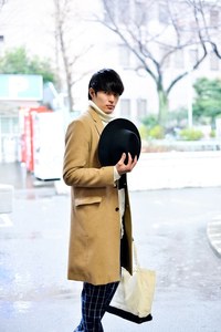 清水 大生さん - アーバンリサーチ(URBAN RESEARCH)、ナノ・ユニバース(NANO universe)｜渋谷ストリートスナップ - 写真1