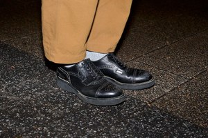 井原 績さん - ロットホロン(lot holon)、ブラック＆ブルー(BLACK & BLUE)｜渋谷ストリートスナップ - 写真5