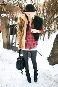 マリアンヌさん - Rock'nBlue(Rock 'n Blue)、ワイレッド(Whyred)｜オスロストリートスナップ - 写真1