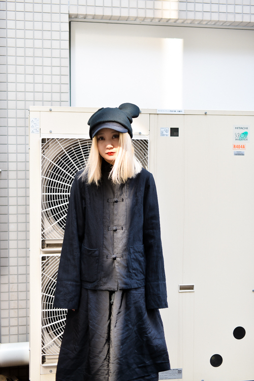 コニーさん - コム デ ギャルソン(COMME des GARÇONS)、ヴァンズ(Vans)｜原宿ストリートスナップ - 写真2