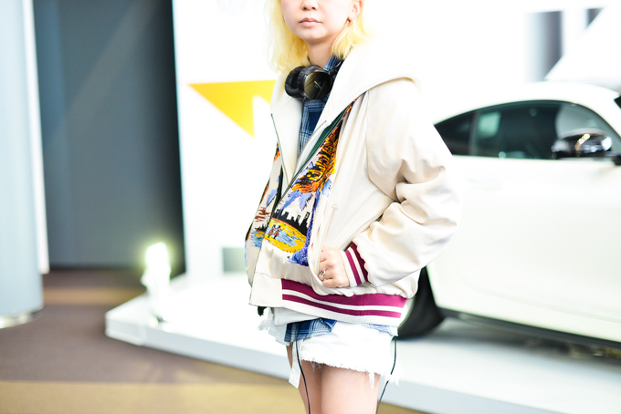 フジエ リサコさん - ジーヴィージーヴィー(G.V.G.V.)、ティファニー(Tiffany & Co.)｜渋谷ストリートスナップ - 写真3