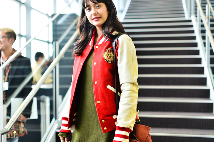 浦浜 アリサさん - ドレスキャンプ(DRESSCAMP)、マスターマインド・ジャパン(mastermind JAPAN)｜渋谷ストリートスナップ - 写真3