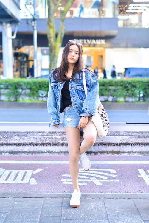 栗山 遥さん - 古着(ユーズド)(USED)、マウジー(MOUSSY)｜原宿ストリートスナップ - 写真1