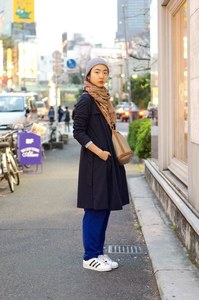 長峰 由莉さん - ザラ(ZARA)、アメリカンアパレル(American Apparel)｜渋谷ストリートスナップ - 写真1