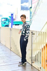 丸山 勇人さん - マルニ(MARNI)、3.1 フィリップ リム(3.1 Phillip Lim)｜原宿ストリートスナップ - 写真1