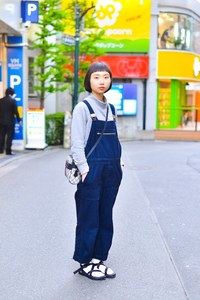 青木 恵美さん - エムエイチエル.(MHL.)、グッチ(GUCCI)｜原宿ストリートスナップ - 写真1