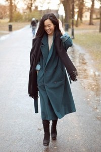 マリアさん - アクネ ストゥディオズ(Acne Studios)、メゾン マルタン マルジェラ(Maison Martin Margiela)｜オスロストリートスナップ - 写真1