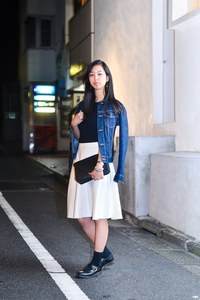 宇佐美 ゆりえさん - ギャップ(GAP)、ラグ ＆ ボーン(rag & bone)｜渋谷ストリートスナップ - 写真1