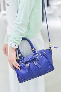 赤木咲基さん - ディーゼル(DIESEL)、コーチ(COACH)｜阪急梅田ストリートスナップ - 写真5