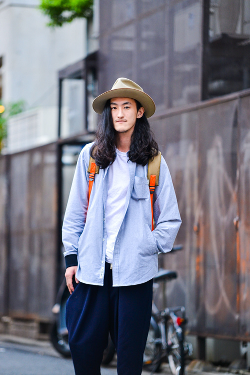 鈴木 暁陽さん - カーハート(CARHARTT)、ヘインズ(Hanes)｜原宿ストリートスナップ - 写真2