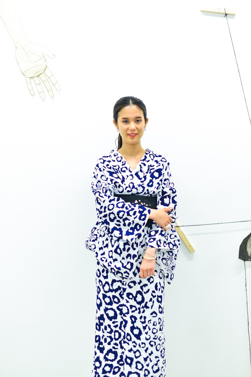 堀越 いずみさん - アン ドゥムルメステール(ANN DEMEULEMEESTER)｜青山・表参道ストリートスナップ2