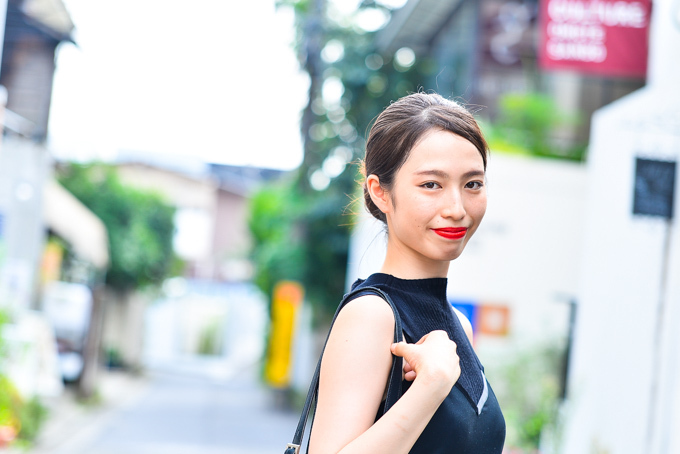 柳本 ひなのさん - ザラ(ZARA)、トリコ ・コム デ ギャルソン(trict COMME des GARÇONS)｜原宿ストリートスナップ - 写真6