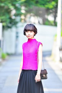 郡司 美弥さん - 古着(ユーズド)(USED)、ドクターマーチン(Dr. Martens)｜原宿ストリートスナップ - 写真2