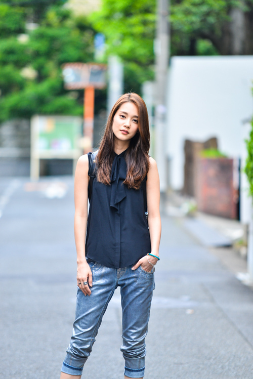 アツコさん - ディーゼル ブラック ゴールド(DIESEL BLACK GOLD)、コール ハーン(Cole Haan)｜青山・表参道ストリートスナップ3