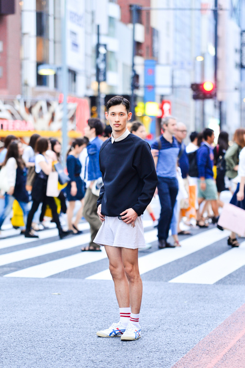 岩井 謙典さん - ラッド ミュージシャン(LAD MUSICIAN)、オニツカタイガー(Onitsuka Tiger)｜原宿ストリートスナップ - 写真1