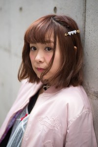 平松 可奈子さん｜青山・表参道ストリートスナップ - 写真3