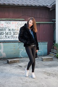 妹尾 南さん - リー(Lee)、エイチ＆エム(H&M)｜渋谷ストリートスナップ - 写真1